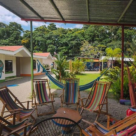 Puerto Viejo de Talamanca 卡露耐旅舍旅舍 外观 照片