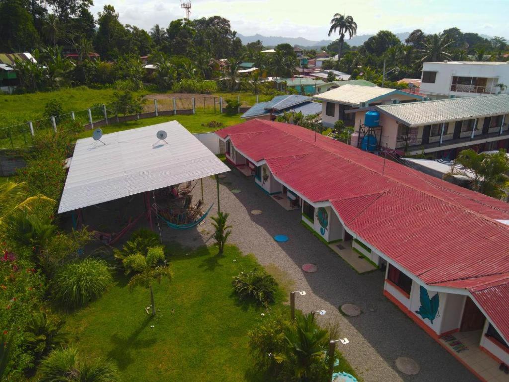 Puerto Viejo de Talamanca 卡露耐旅舍旅舍 外观 照片